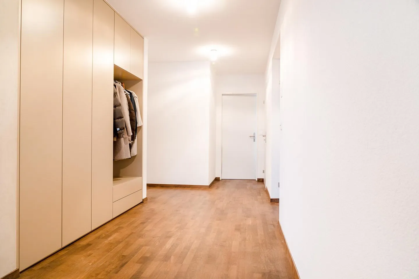 VOTRE NOUVEAU FOYER - APPARTEMENT DE 4,5 PIÈCES À GREIFENSEE - Photo 9 sur 12