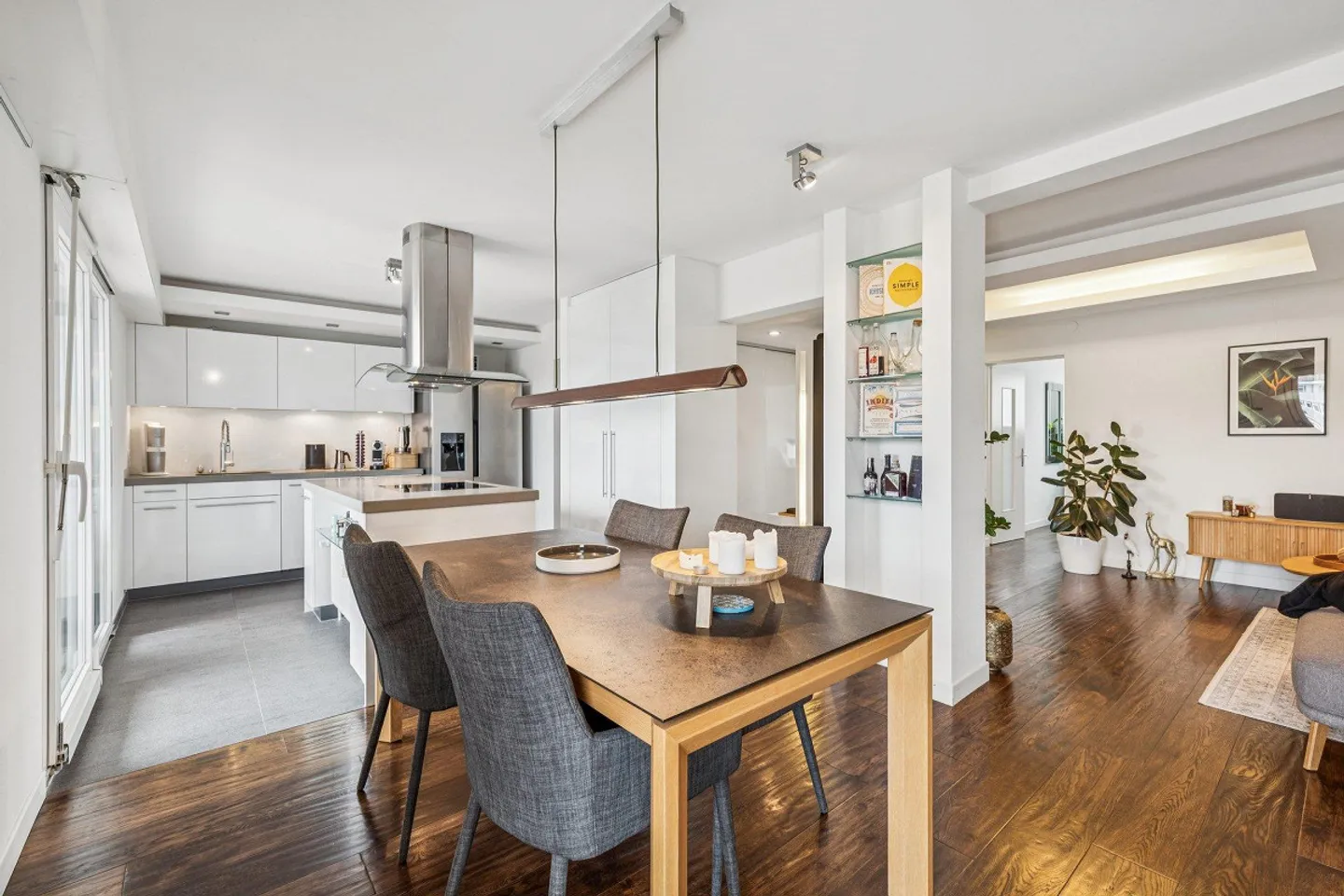 Maisonette élégante avec vue et flair urbain - Photo 4 sur 16