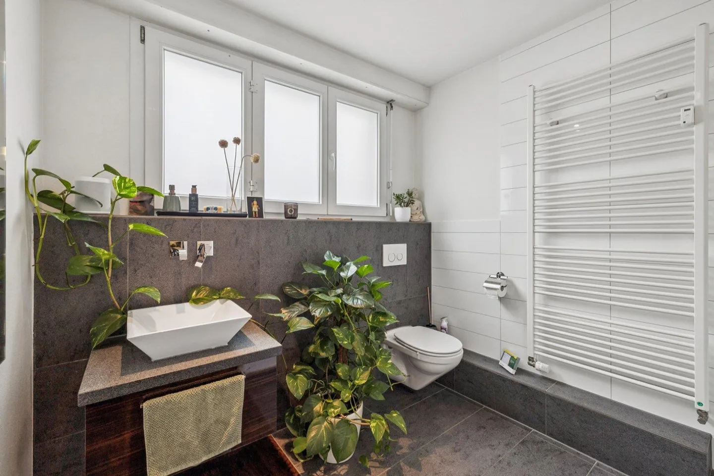 Maisonette élégante avec vue et flair urbain - Photo 9 sur 16