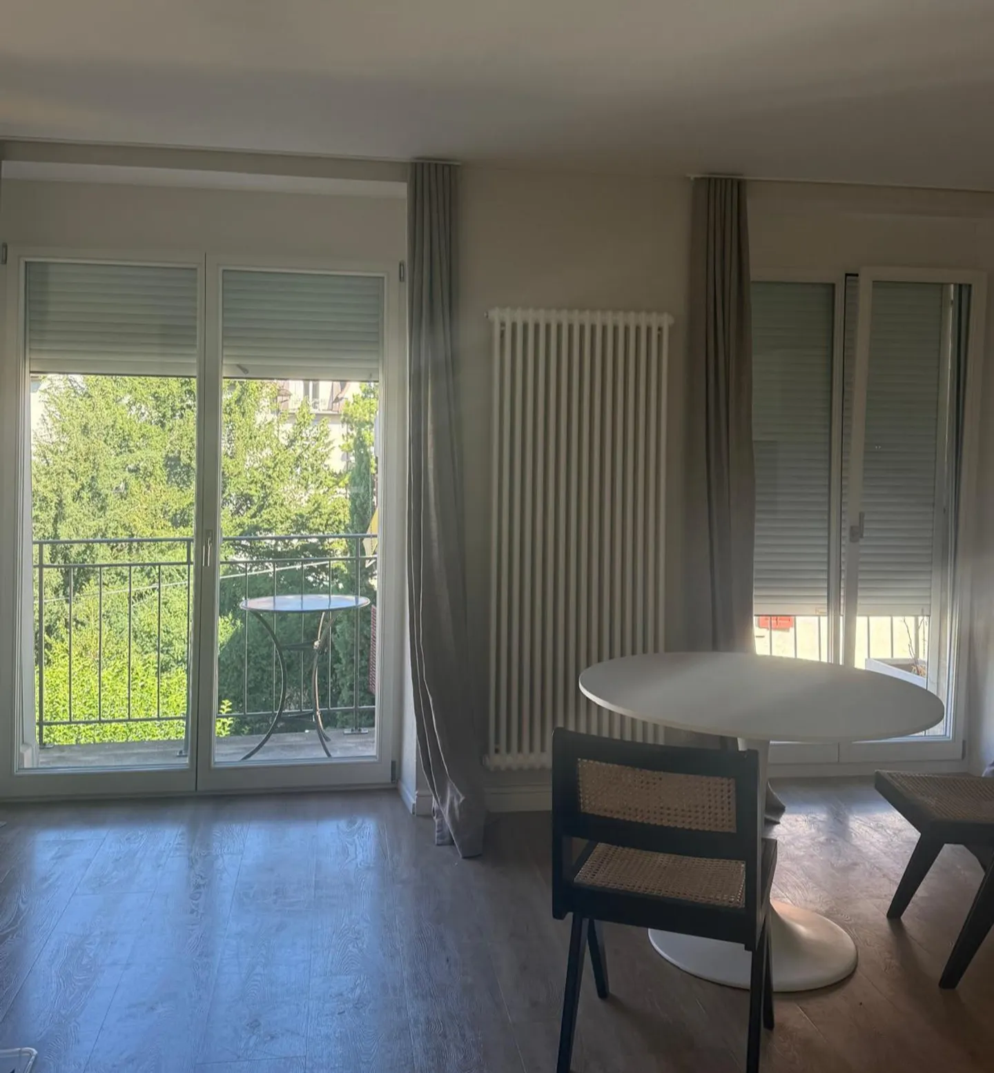 APPARTAMENTO 2 LOCALI A ZURIGO - DISTRETTO 8 SEEFELD/MÜHLEBACH, ARREDATO, TEMPORANEO - Foto 3 di 10