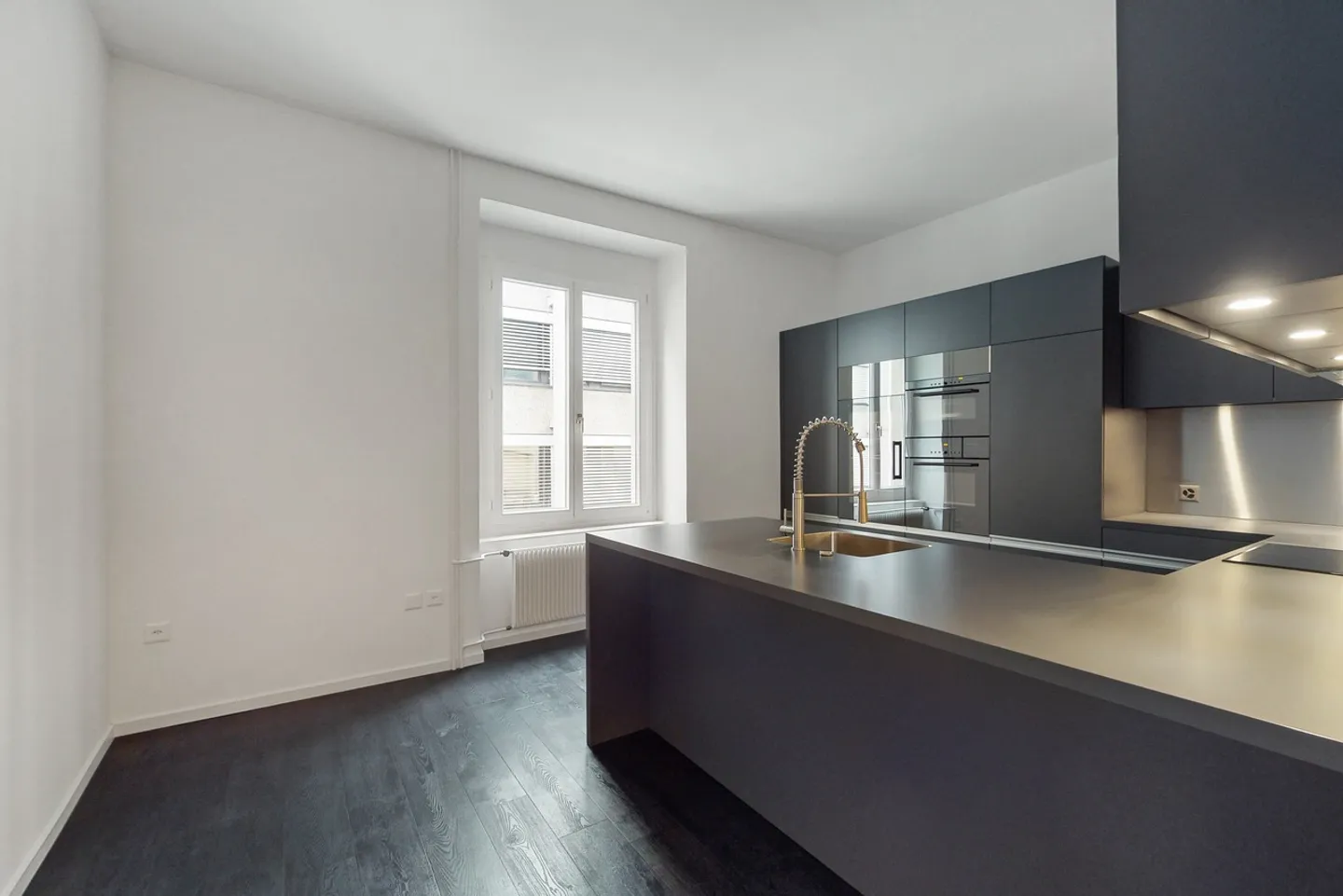 Stilvolles Apartment mit Terrasse - Foto 3 von 10