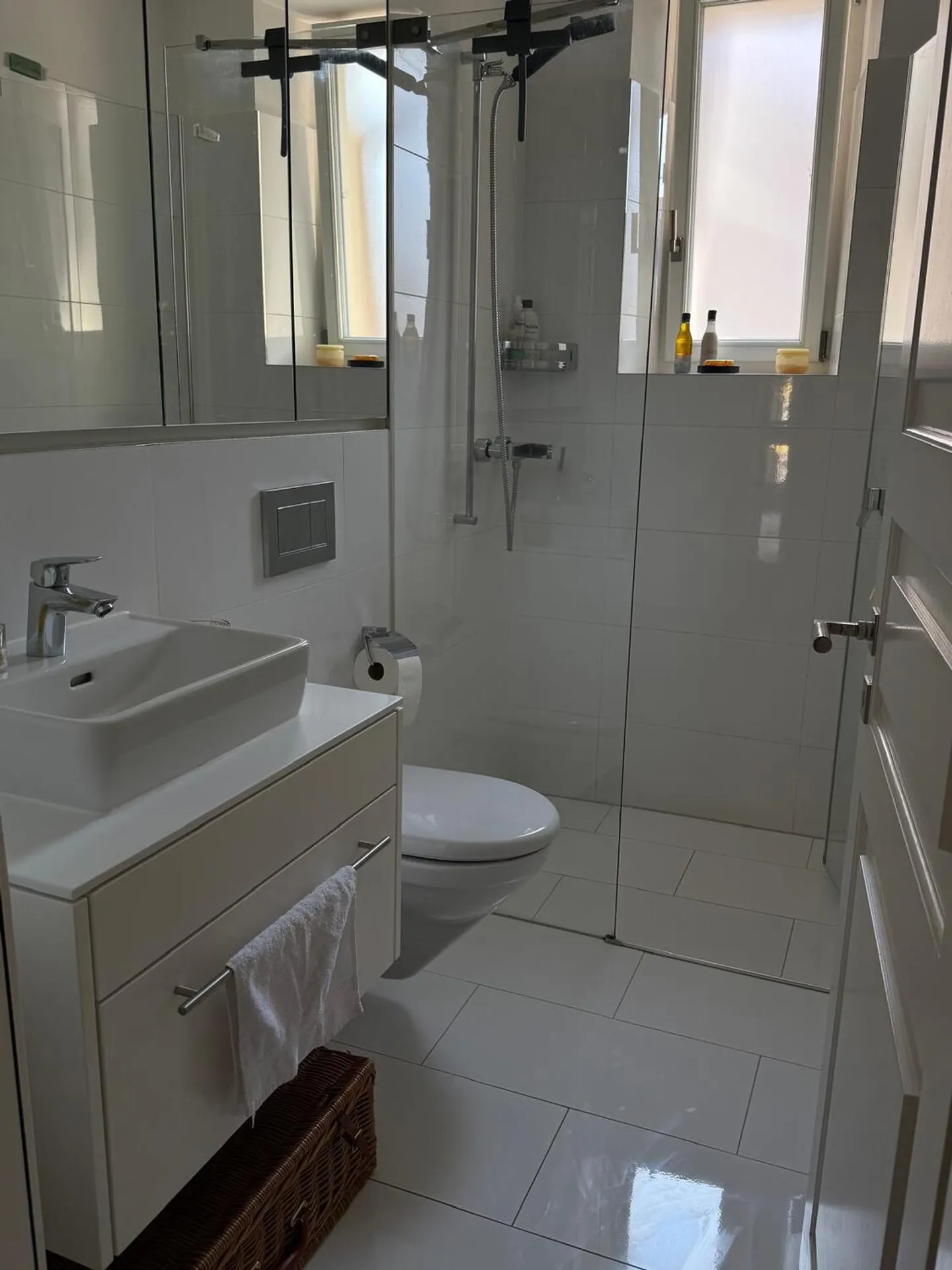 APPARTAMENTO 2 LOCALI A ZURIGO - DISTRETTO 8 SEEFELD/MÜHLEBACH, ARREDATO, TEMPORANEO - Foto 10 di 10
