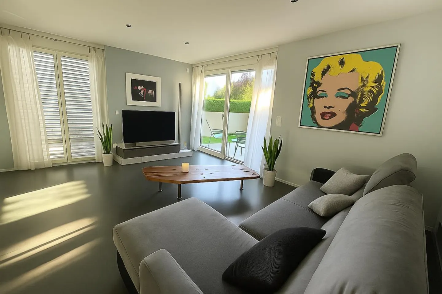 Moderne und geräumige Einfamilienhaus - Foto 2 von 5