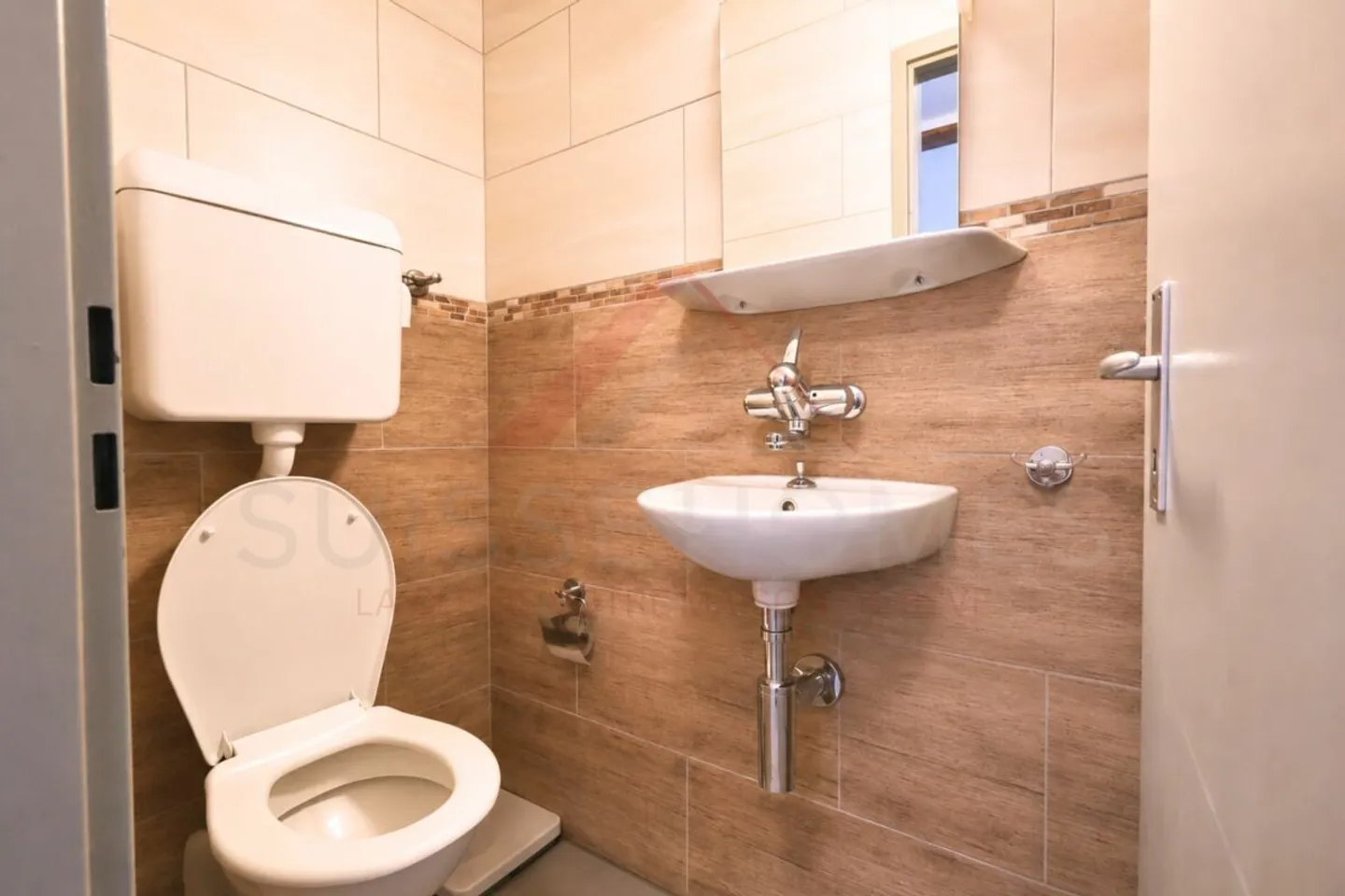 Vista panoramica eccezionale - Magnifico appartamento ristrutturato di 3,5 locali a Delémont - Foto 11 di 13
