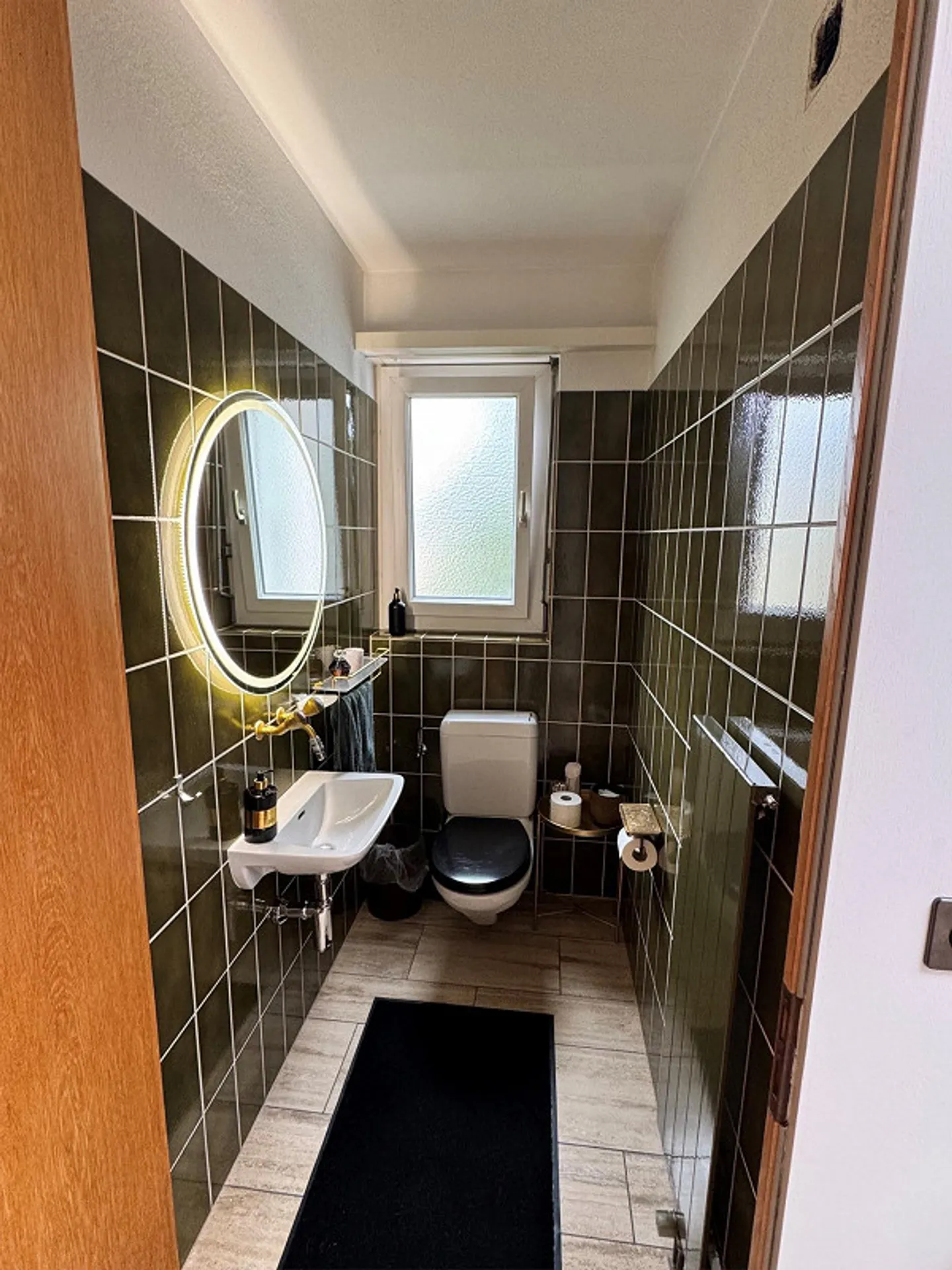 À louer dans un quartier calme, lumineux appartement en attique de 5,5 pièces - Photo 5 sur 13