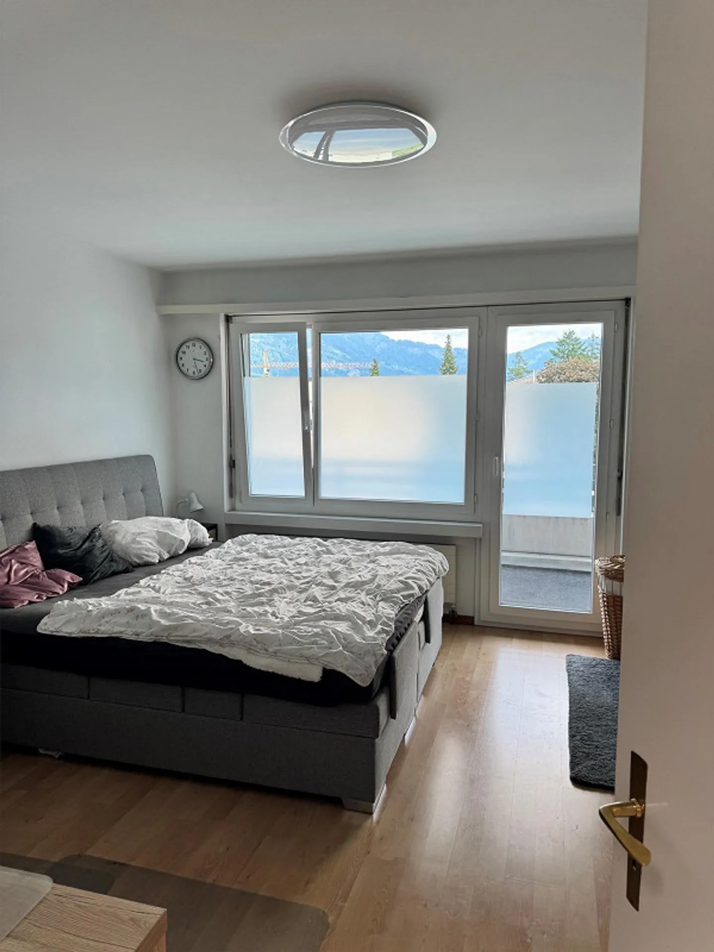 À louer dans un quartier calme, lumineux appartement en attique de 5,5 pièces - Photo 11 sur 13