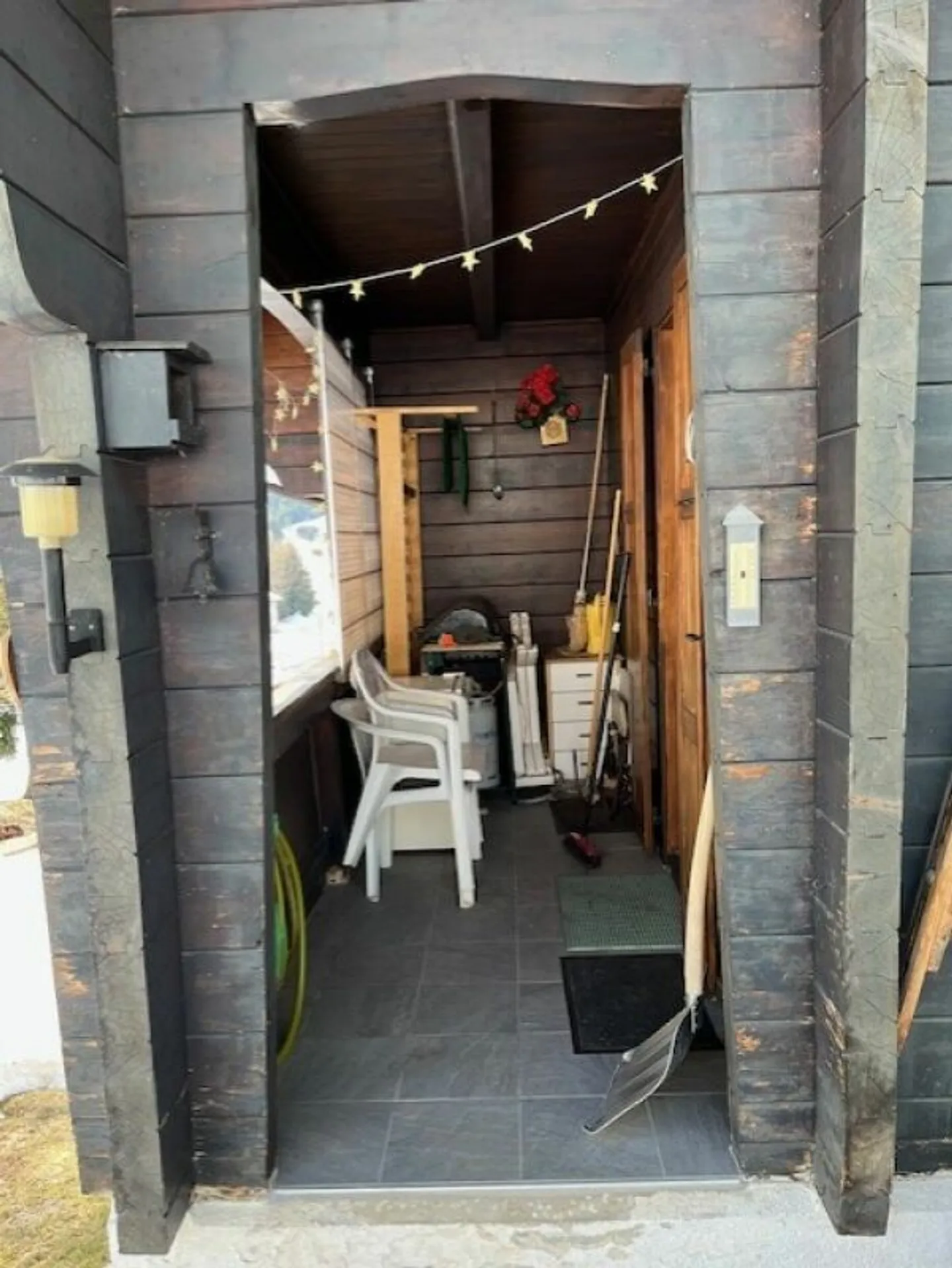 Schönes Chalet mit zwei Wohnungen im Miteigentum - Foto 4 von 14