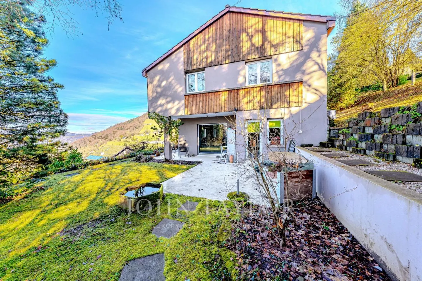 Villa mit Panoramablick - Foto 9 von 9