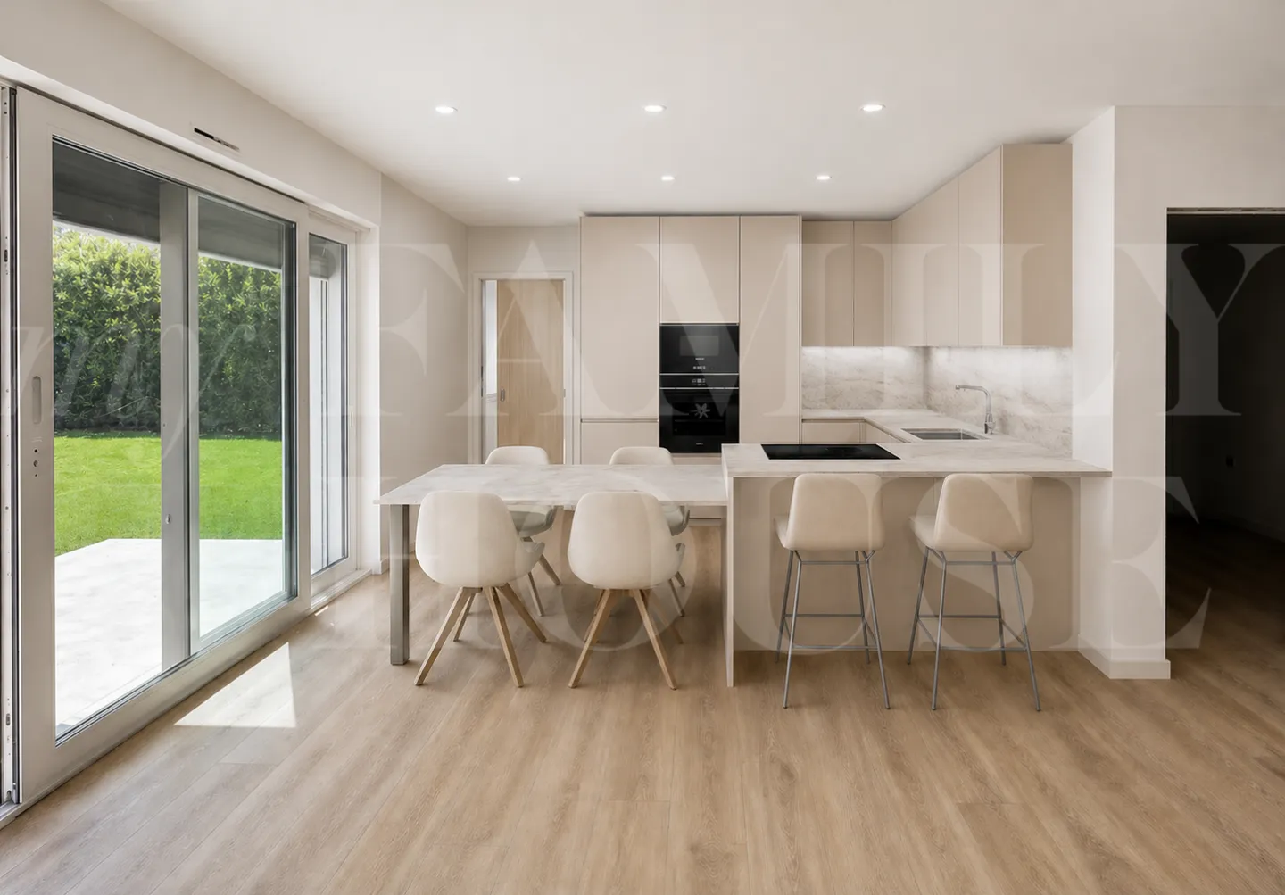 CASATAX: new apartment for sale on the garden level and just steps from the Organizations - Photo 1 of 6