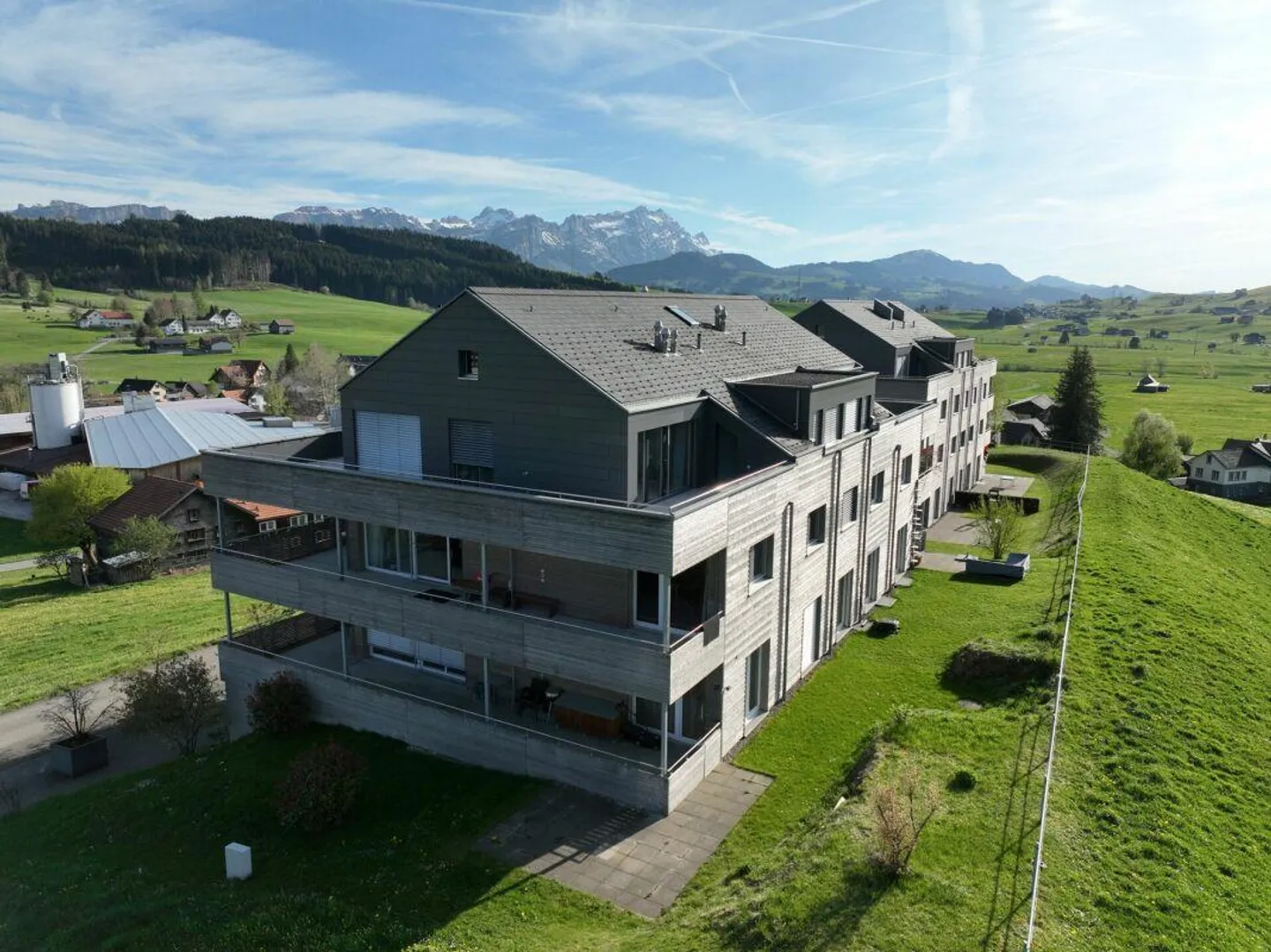 Rêve de vie exclusif avec panorama sur l'Alpstein - Photo 2 sur 15