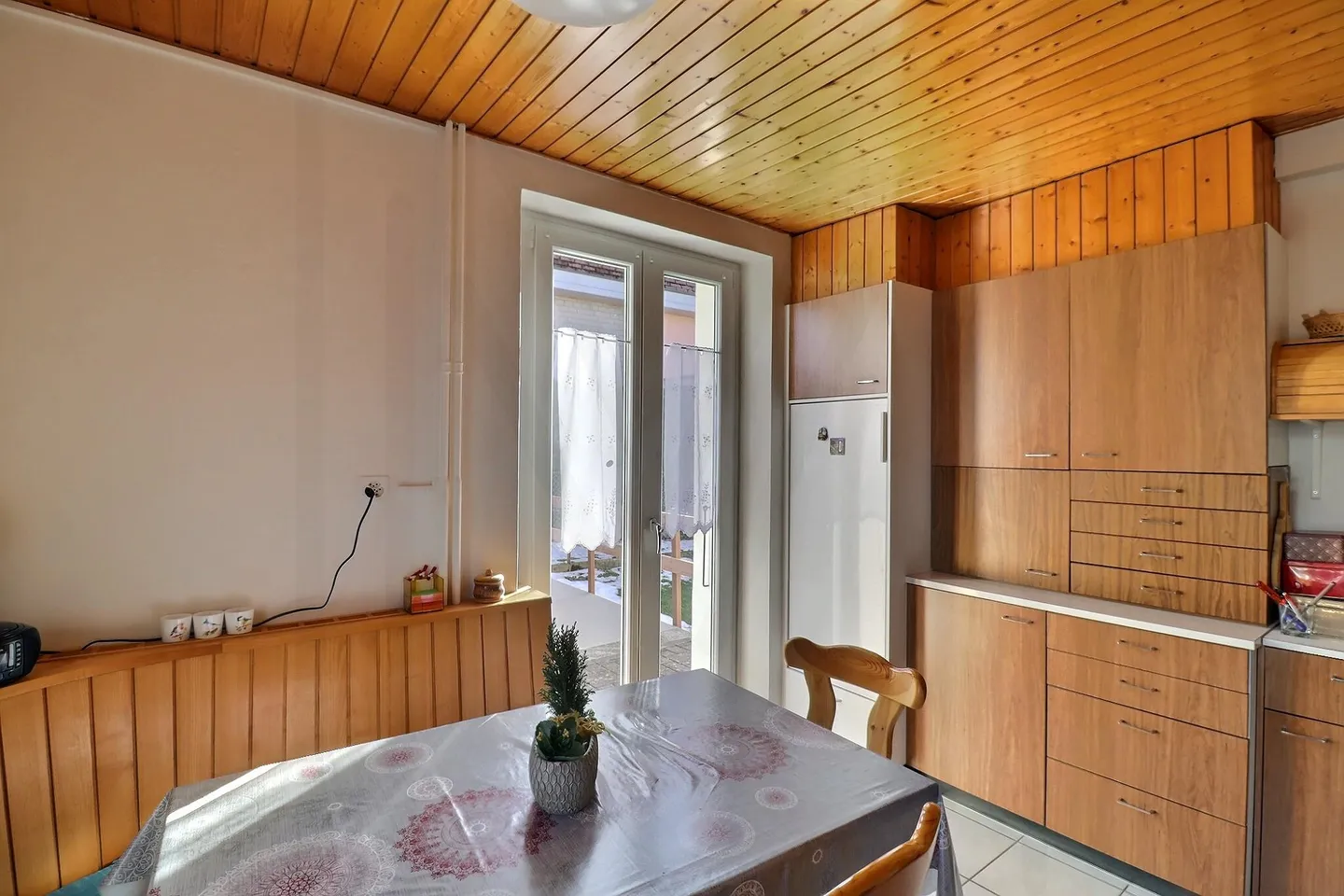 Stepped house for sale - Photo 4 of 23