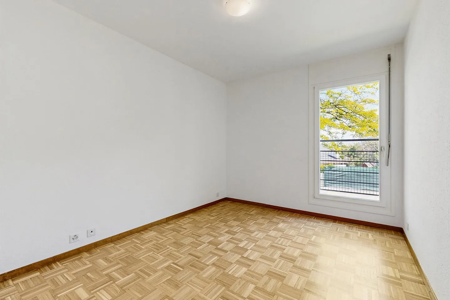 Versoix, Wohnviertel, nahe allen Annehmlichkeiten - Foto 6 von 9