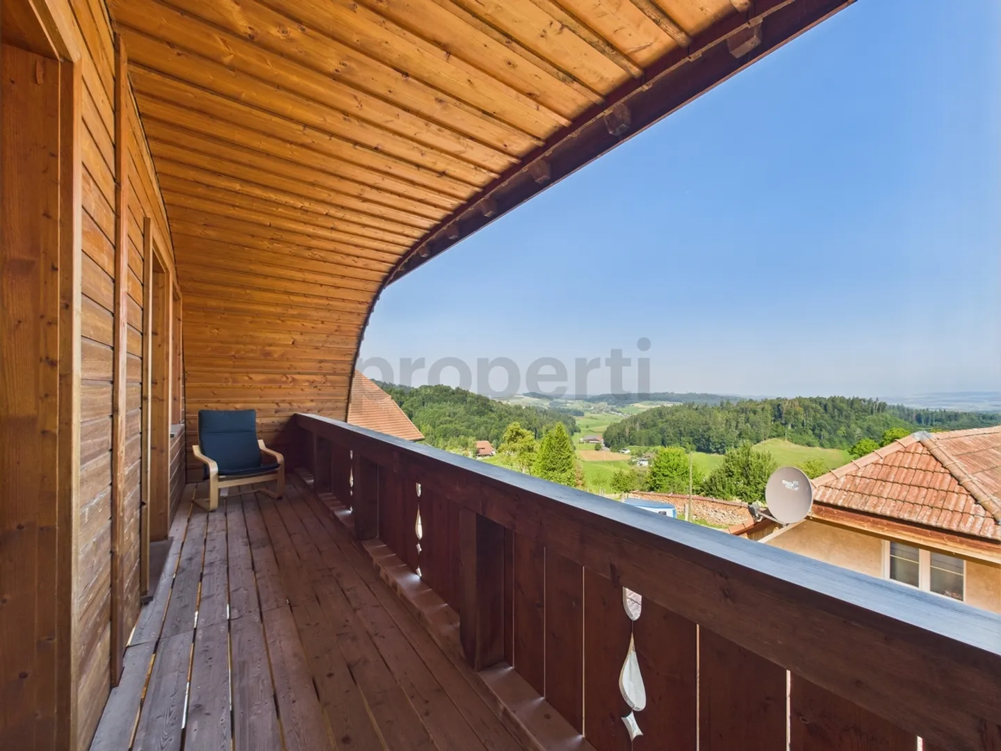 Charmante 3-Zimmer Dachwohnung in Gasel - Foto 8 von 9