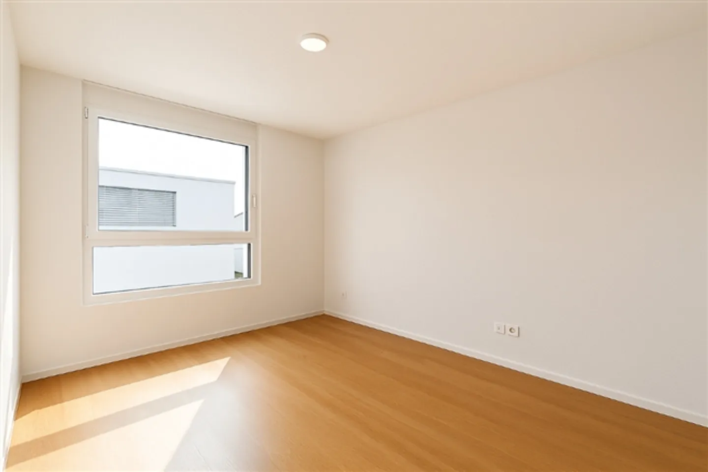 Appartamento moderno di 2,5 stanze nel centro città - Foto 3 di 7