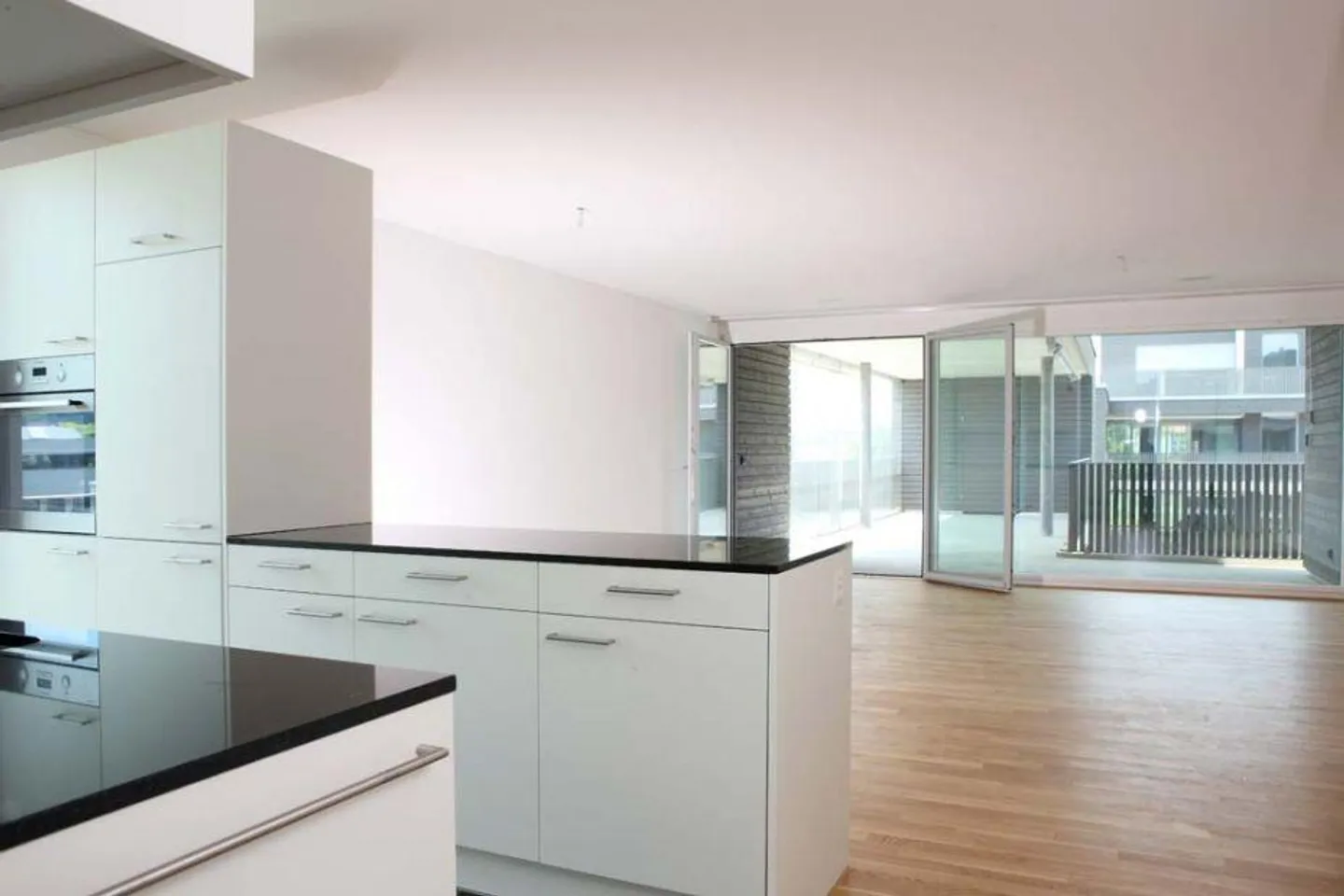 Bright 3.5-room apartment on the ground floor in Beringen - Photo 6 of 8
