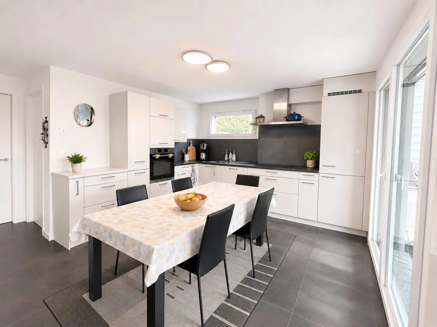 Modernes Apartment mit Terrasse - Foto 4 von 7