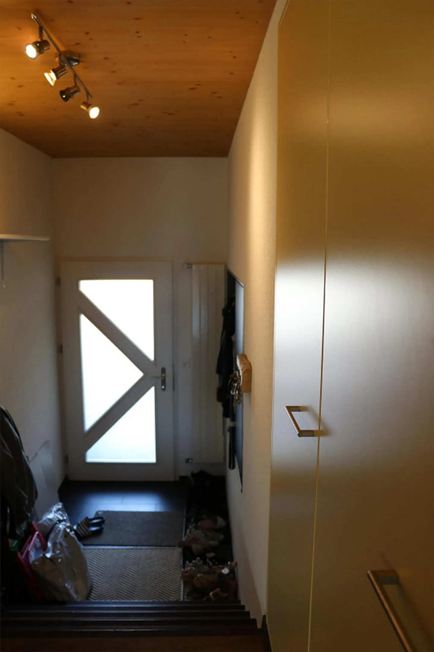 Charmante appartement de 4,5 pièces - proche de la nature et abordable - Photo 2 sur 14