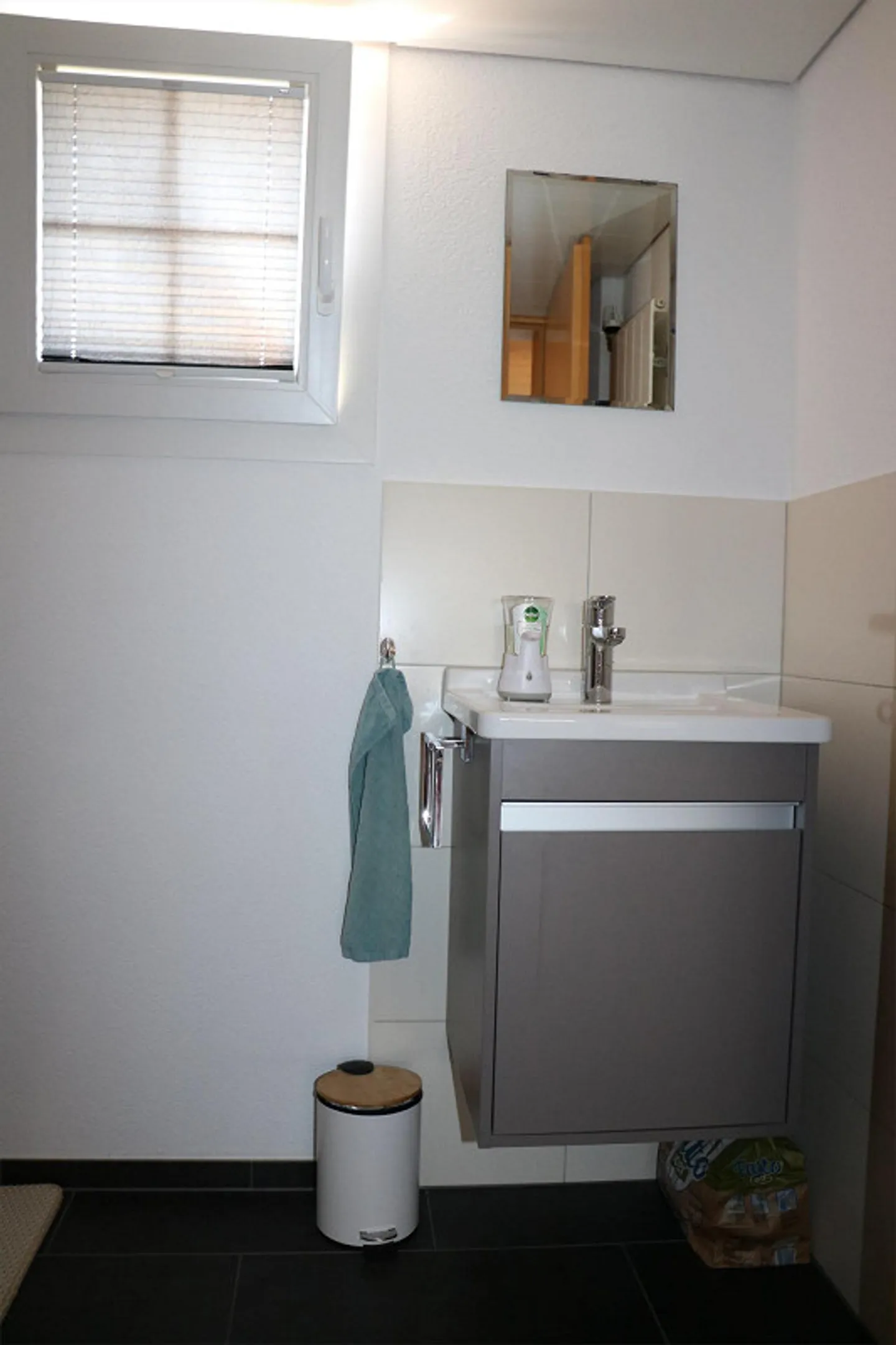 Charmante appartement de 4,5 pièces - proche de la nature et abordable - Photo 7 sur 14