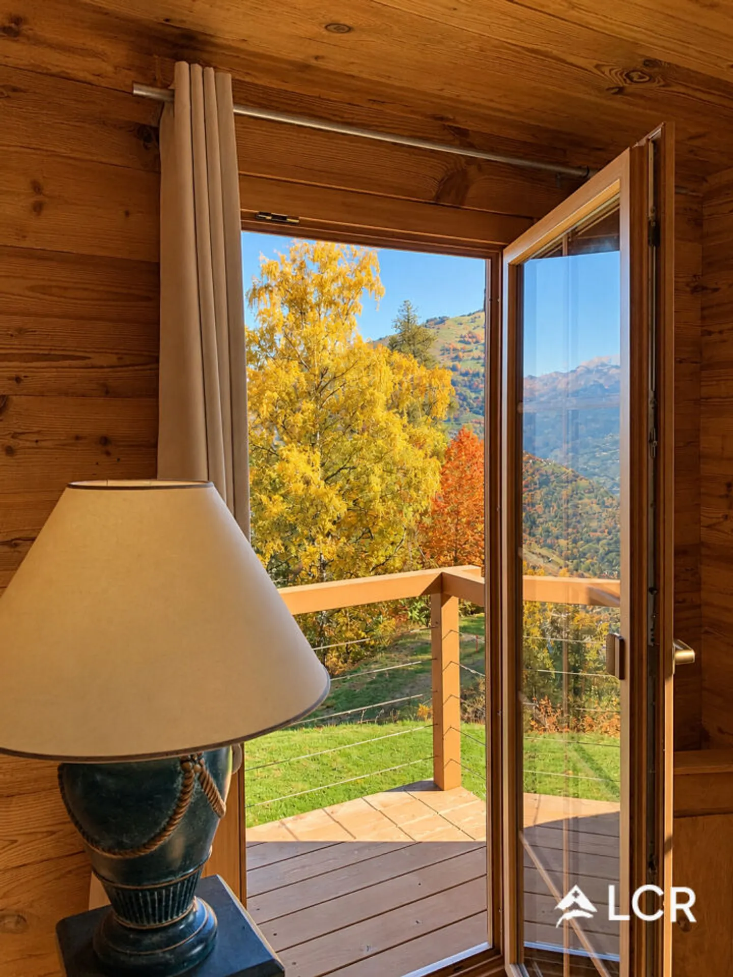 Charming Chalet with Stunning Views - Photo 11 of 13