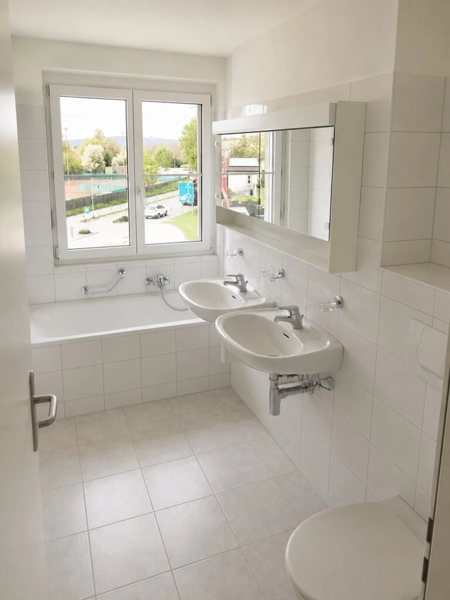 Zentrale Wohnung mit Balkon - Foto 6 von 11