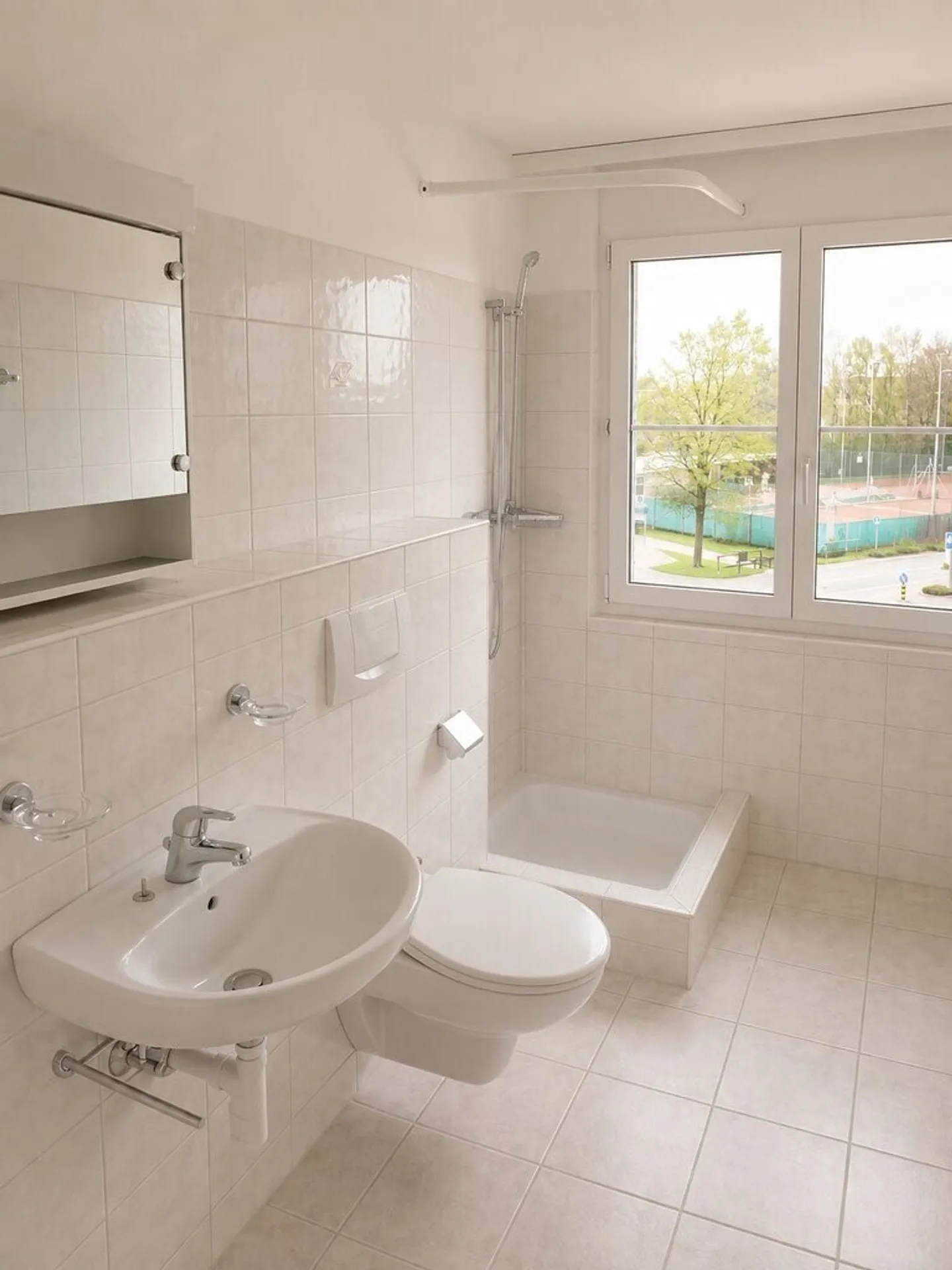 Zentrale Wohnung mit Balkon - Foto 10 von 11
