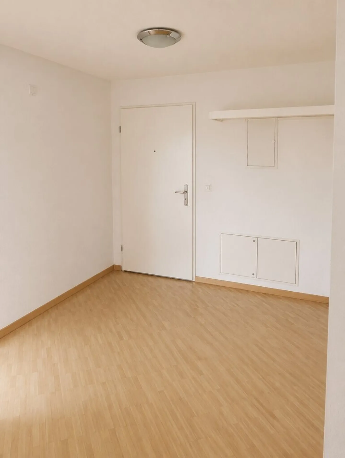 Zentrale Wohnung mit Balkon - Foto 9 von 11