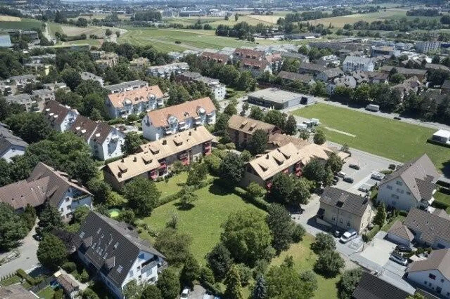 LOUER SANS CAUTION - Maison idyllique dans le vert - Photo 2 sur 6