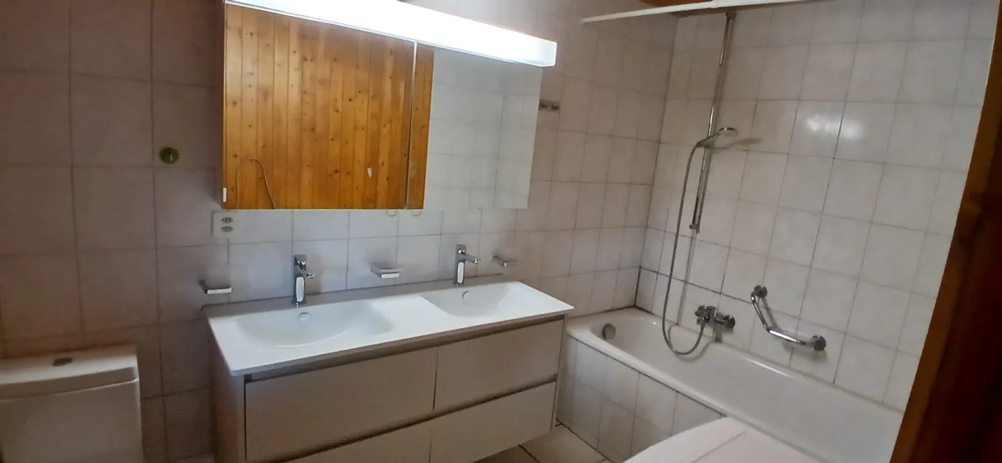 Charmante 5-Zimmer-Wohnung in Riggisberg, Kanton BE - Foto 7 von 9