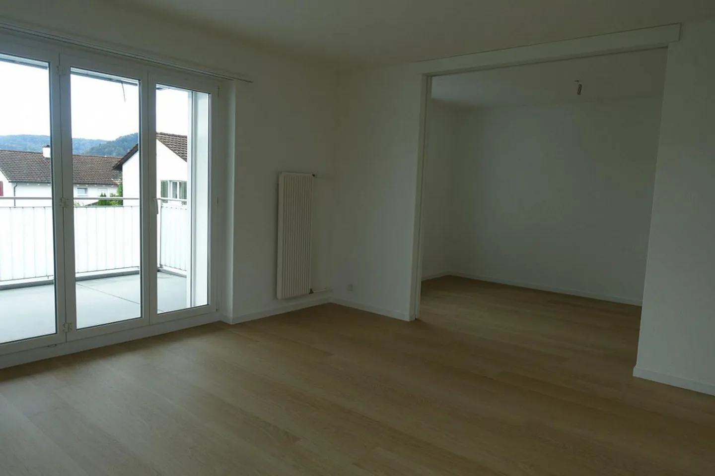 Single Apartment - Photo 5 of 15