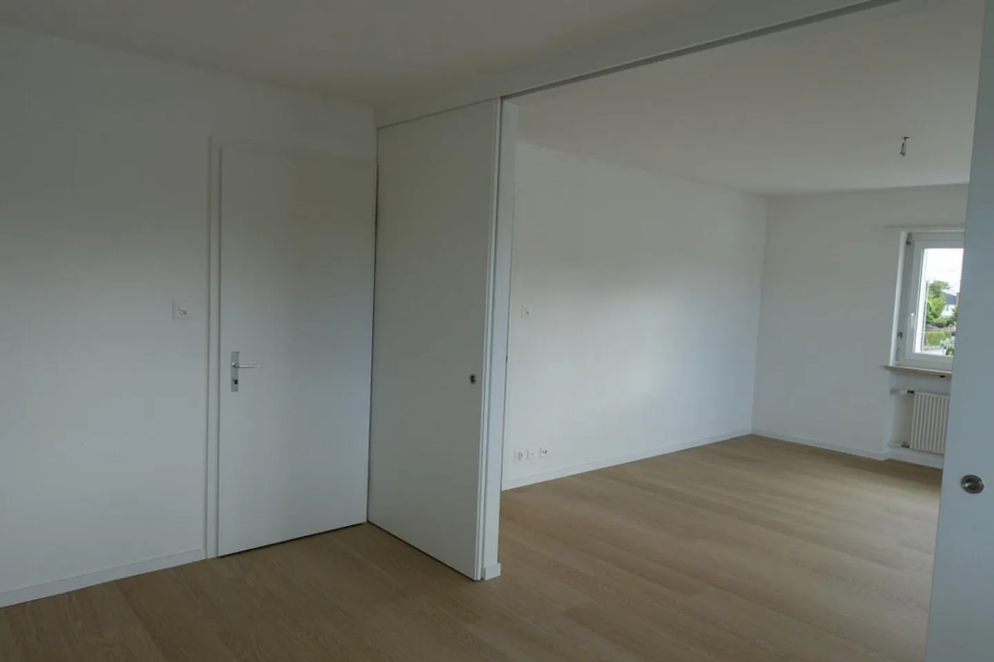 Single Apartment - Photo 7 of 15