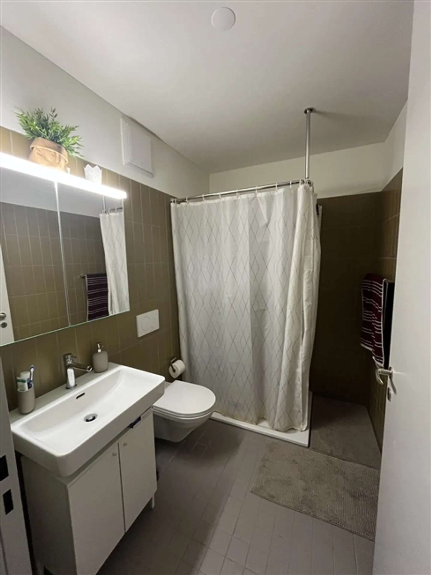 2½ ROOM APARTMENT IN KLOTEN (ZH), FURNISHED, TEMPORARY - Photo 7 of 7