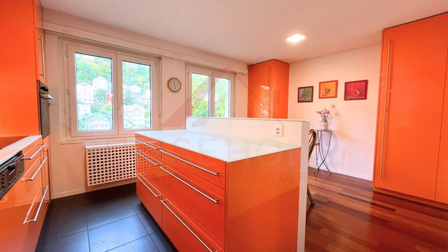 Exceptional lake view - Superb 4.5 room apartment of 128 m² with garage and high-end finishes in Neuchâtel - Photo 8 of 20