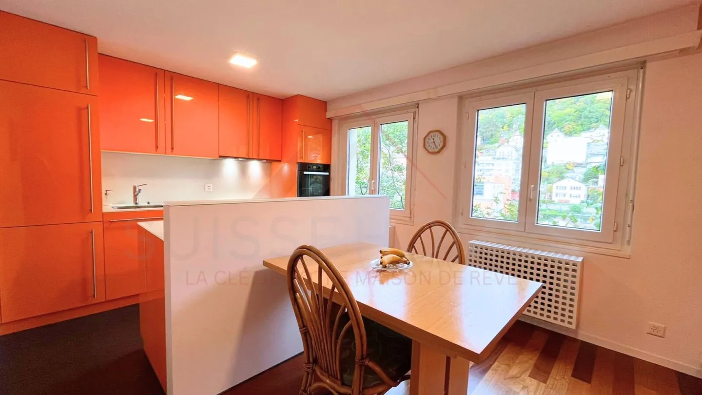 Exceptional lake view - Superb 4.5 room apartment of 128 m² with garage and high-end finishes in Neuchâtel - Photo 9 of 20