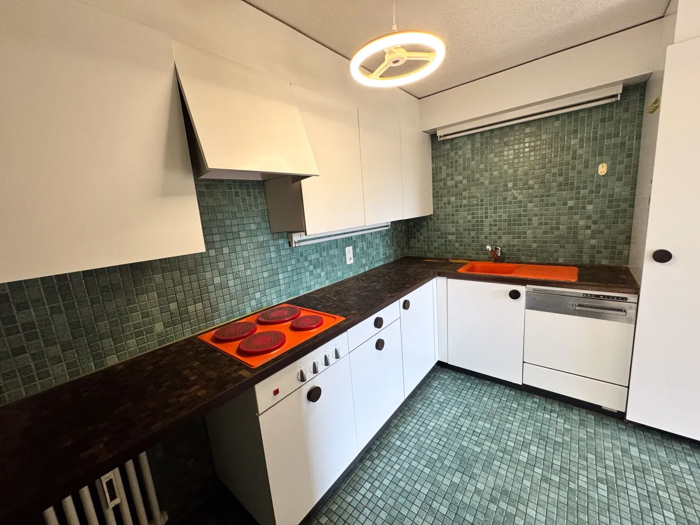 Vista ampia, spazio e potenziale: Casa a schiera a Magden - Foto 4 di 13