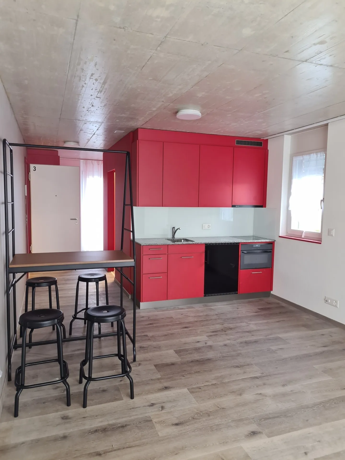 Möbliertes, modernes Studio mit Balkon an toller Lage - Foto 1 von 5