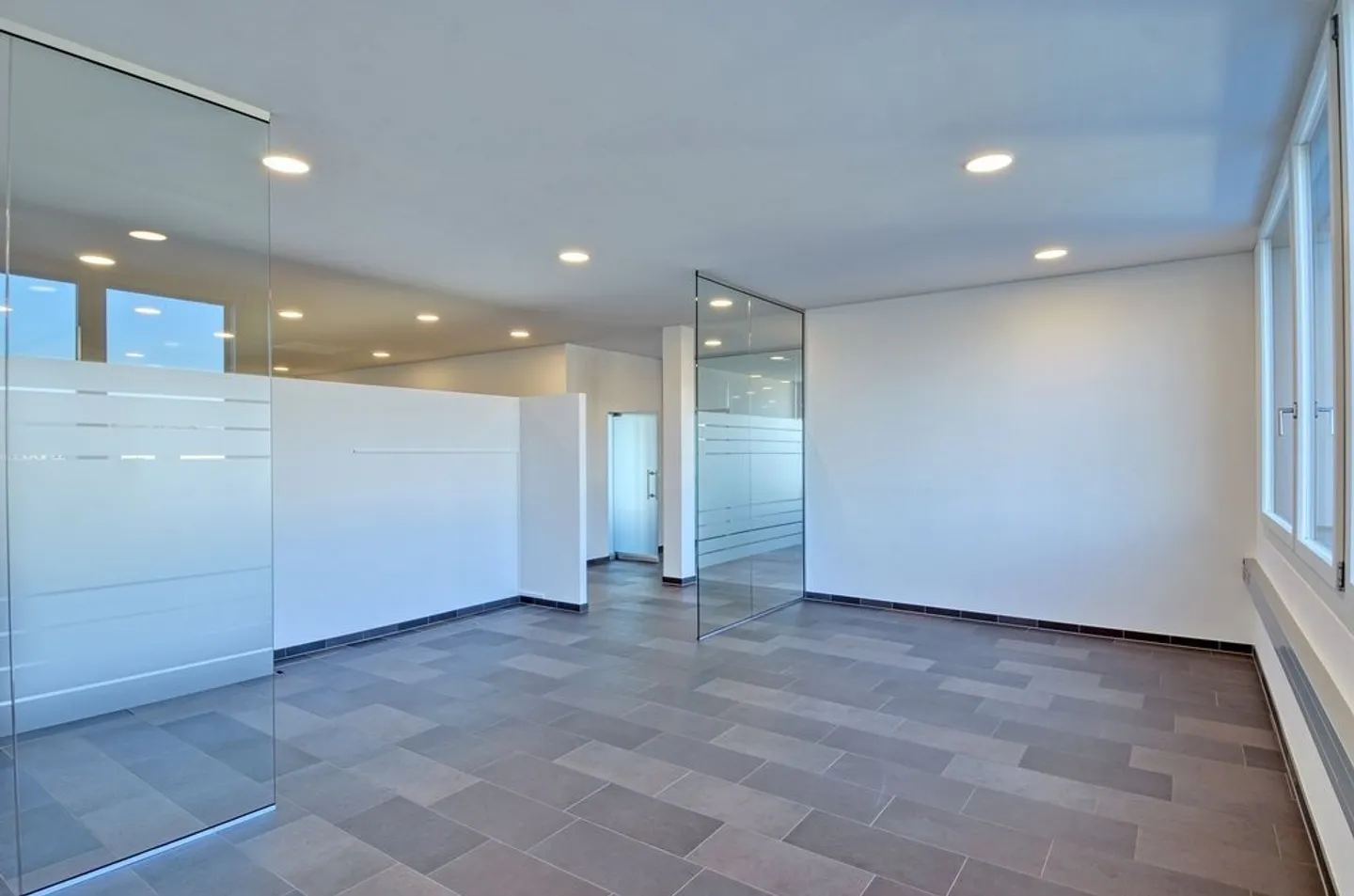 Your new office in Uster is waiting! - Photo 3 of 6