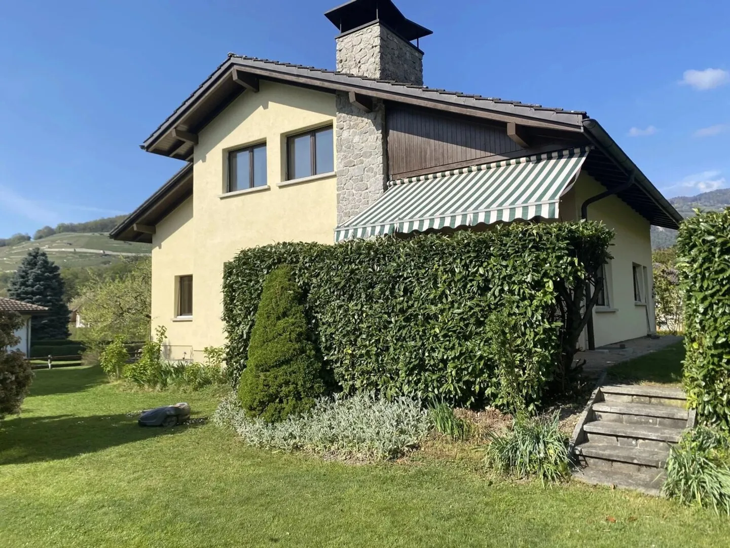 Incantevole Casa Familiare a Bex - Foto 1 di 10