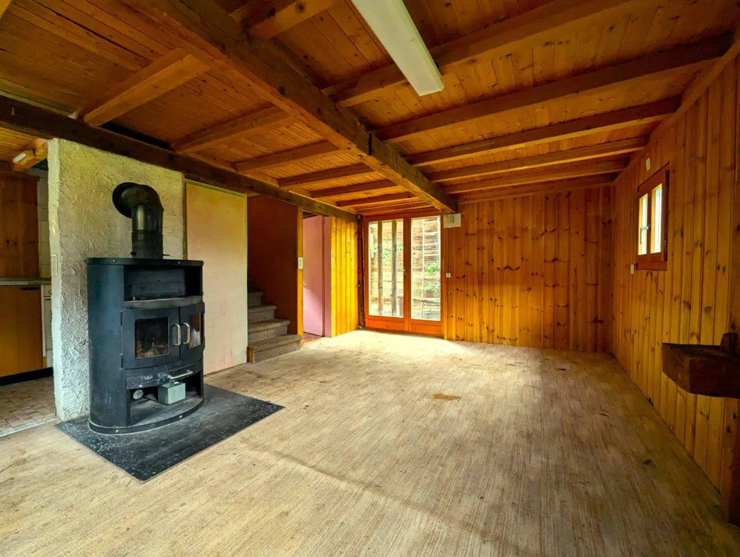 Chalet for sale - Photo 5 of 10
