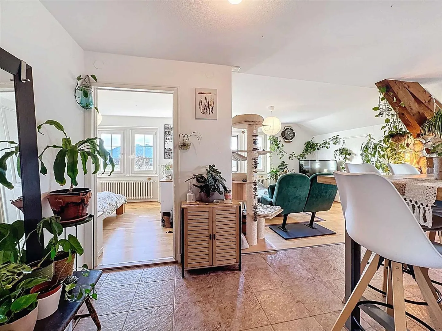 Country House - Photo 5 of 11