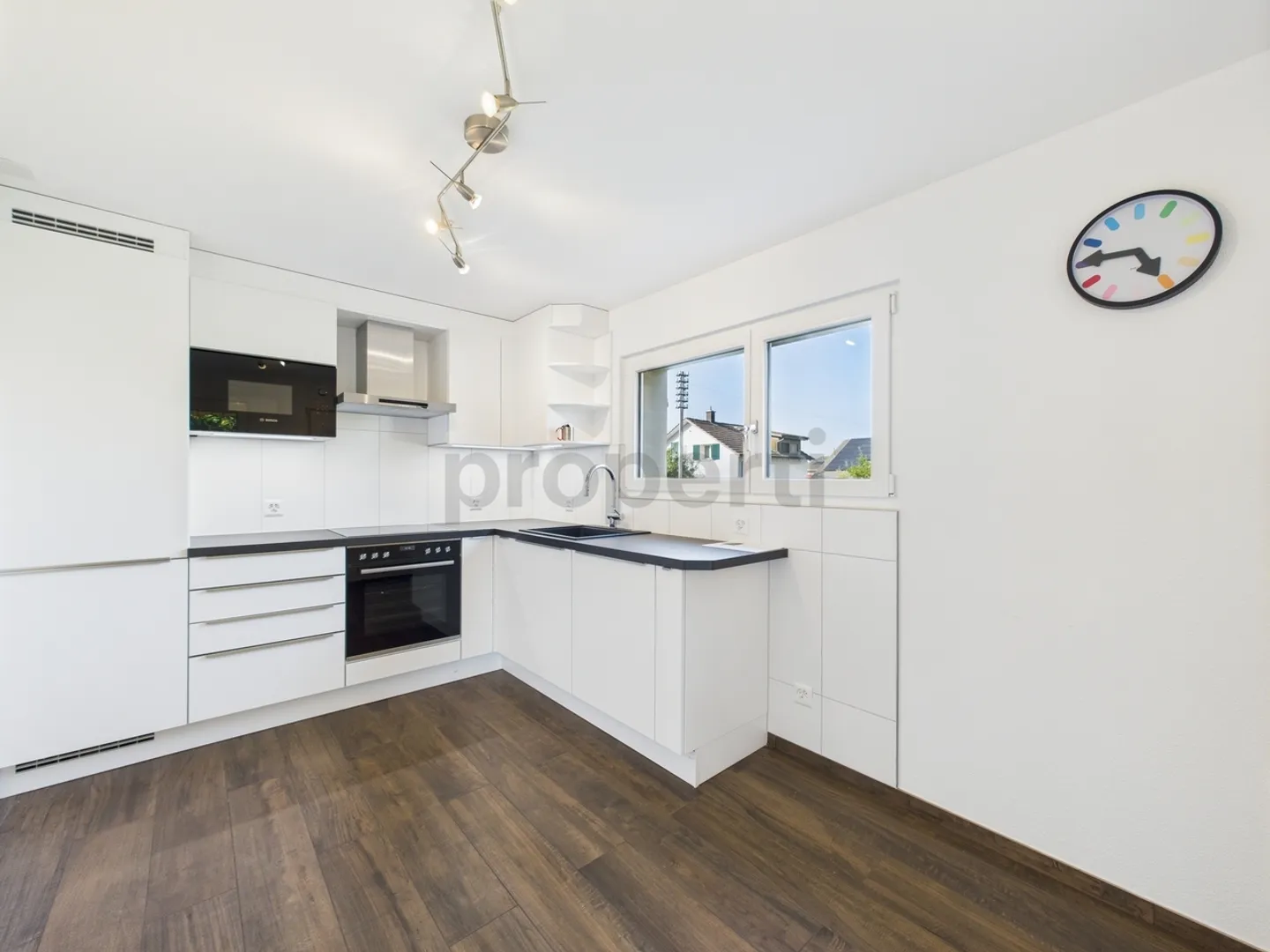 Cozy Single-Family Home in Sirnach, TG with 4 Rooms - Photo 4 of 13