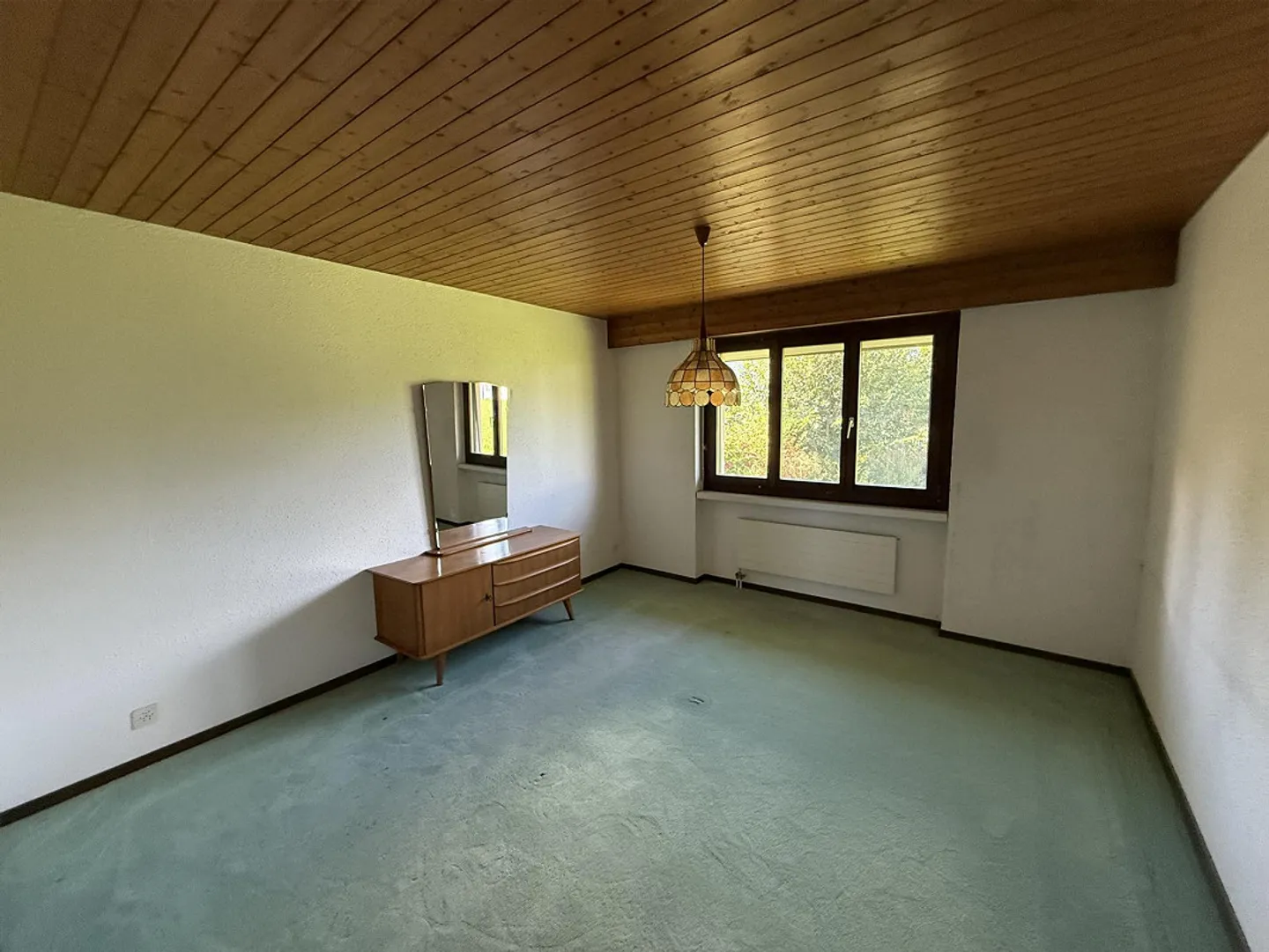 Affascinante casa unifamiliare di 6,5 stanze con giardino d'inverno a Mörschwil - Foto 9 di 15