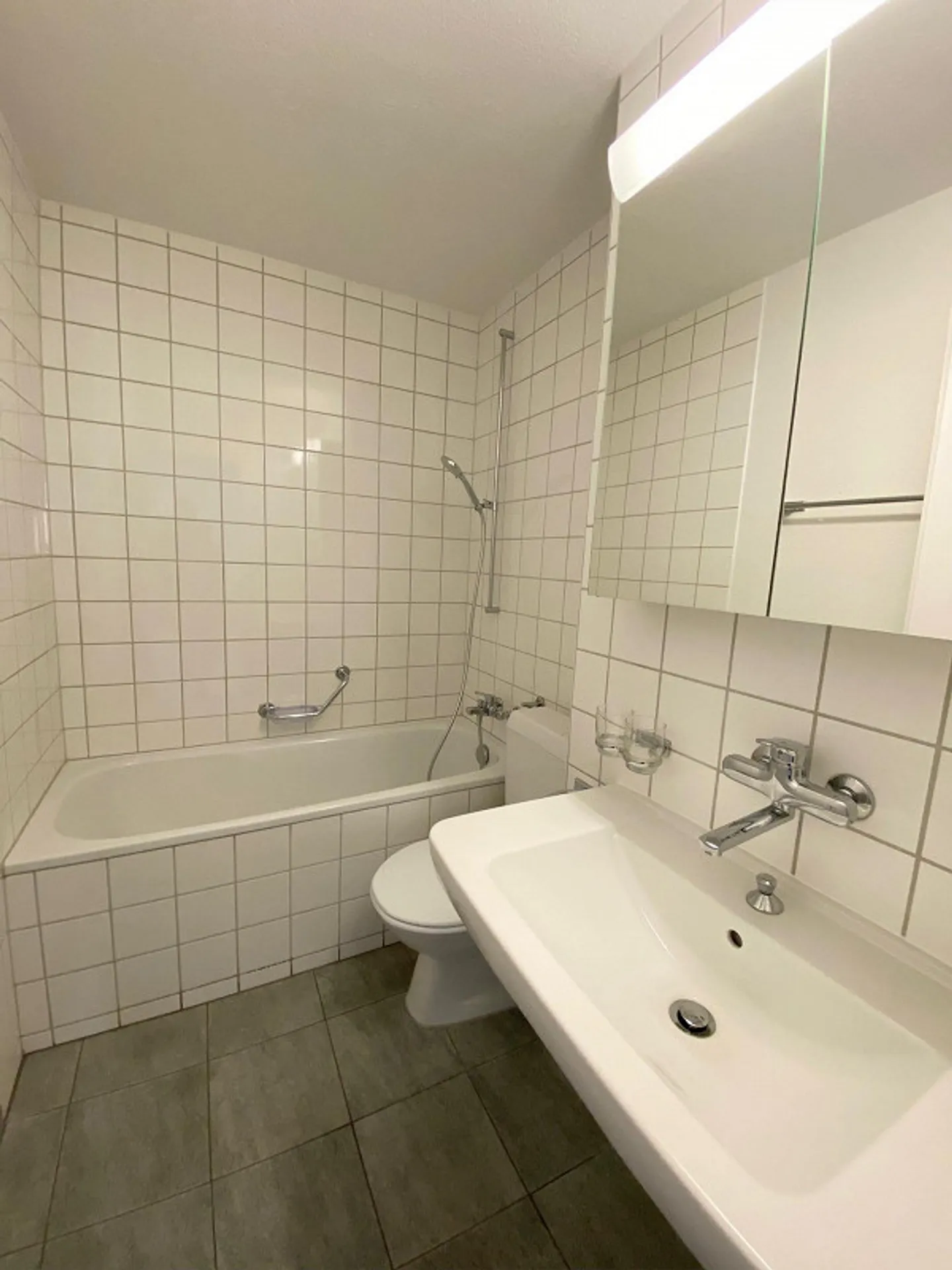 appartement situé au centre - Photo 4 sur 12