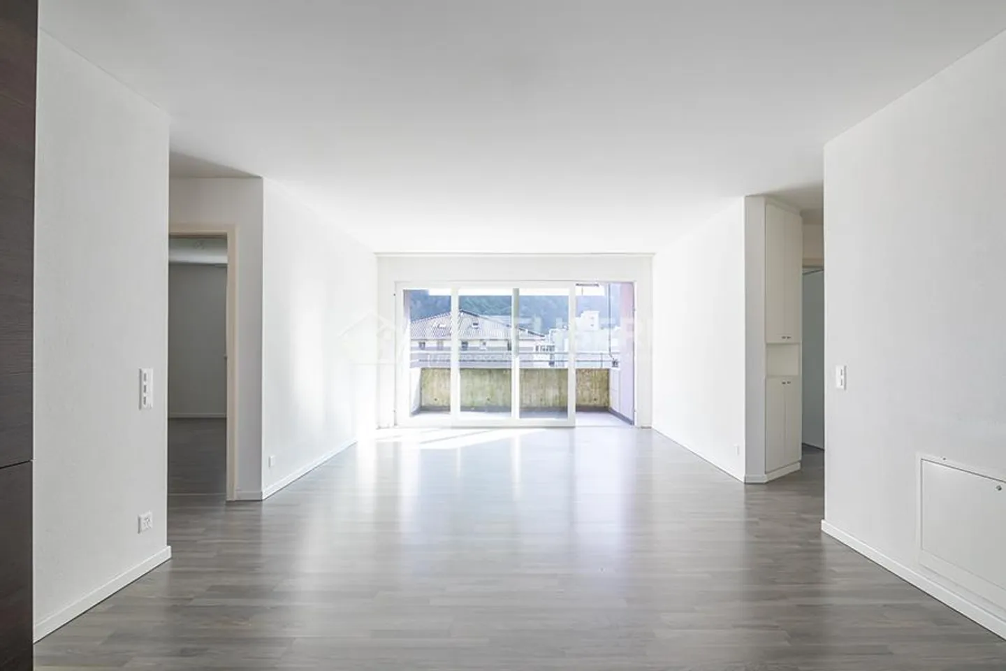 IDEAL 3.5 ZIMMER IN CADENAZZO - Foto 1 von 12