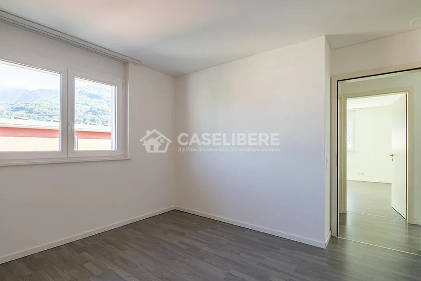 IDEAL 3.5 ZIMMER IN CADENAZZO - Foto 10 von 12