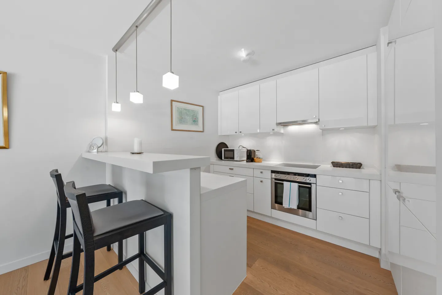 SAILLON - THE BATHS OF SAILLON - 3.5 ROOM APARTMENT HIGH VALUE - Photo 2 of 13