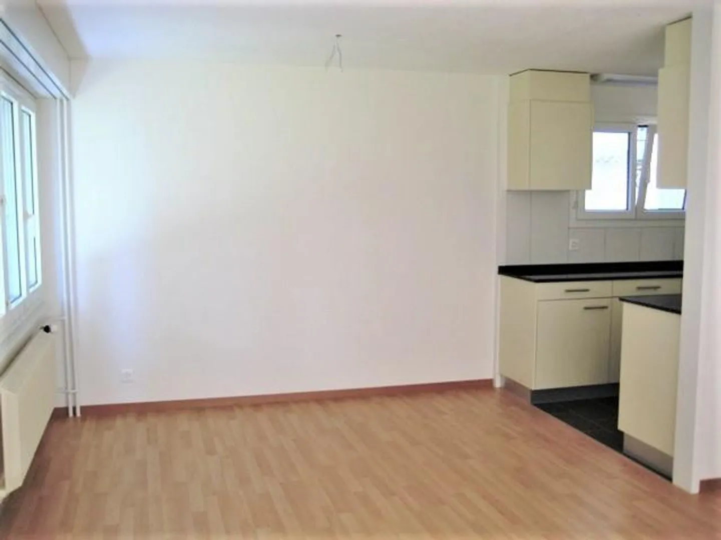 3.5-room apartment near shopping center - Photo 4 of 8