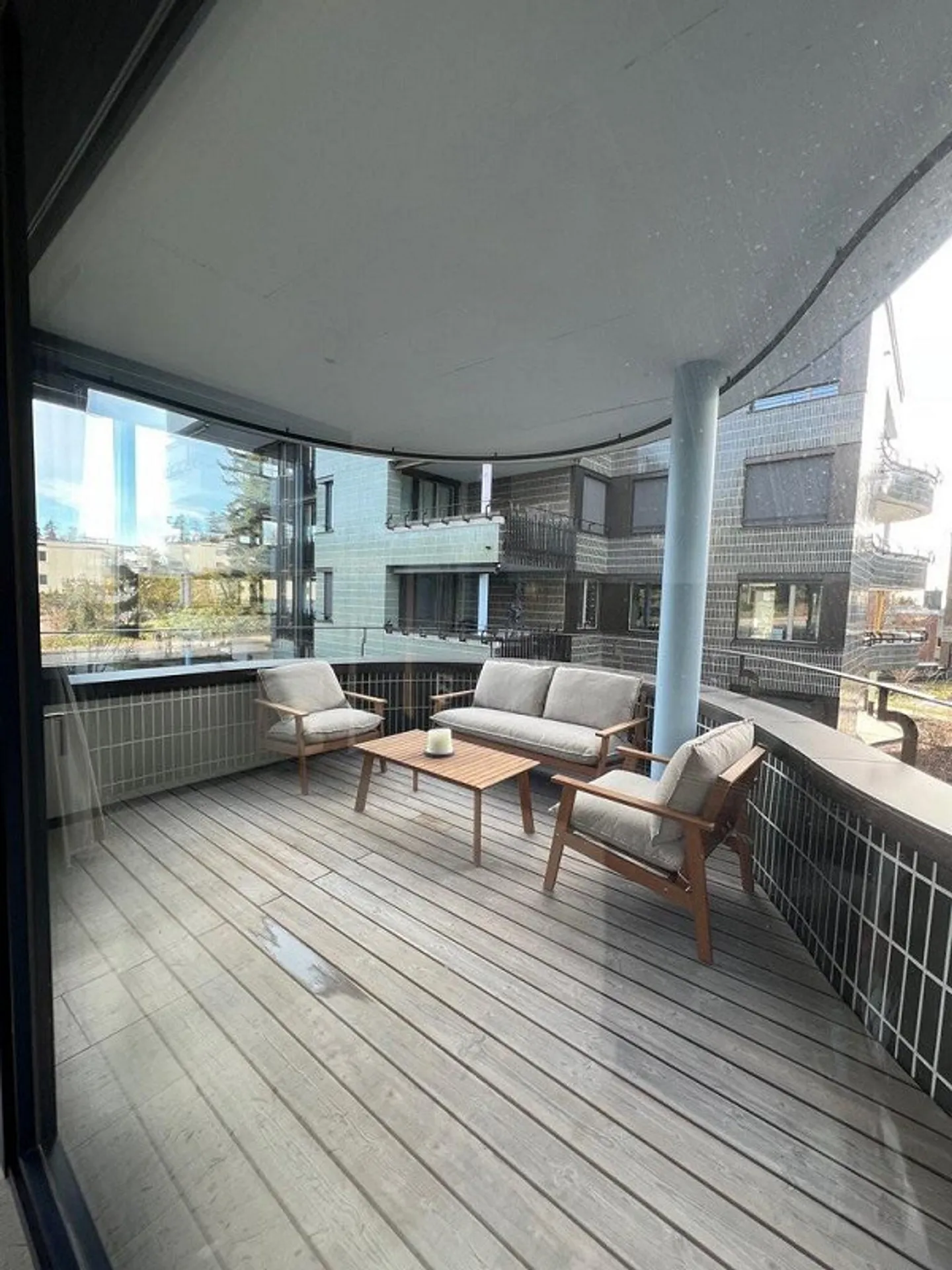 Appartement moderne de 1,5 pièce dans un immeuble neuf directement à l'aéroport de Kloten - Photo 10 sur 10