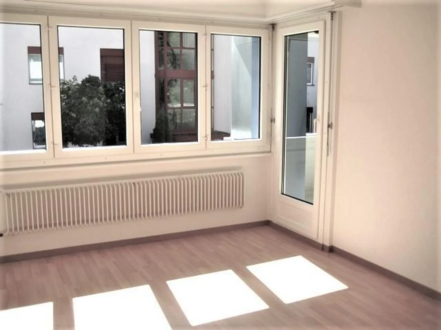 3.5-room apartment near shopping center - Photo 6 of 8