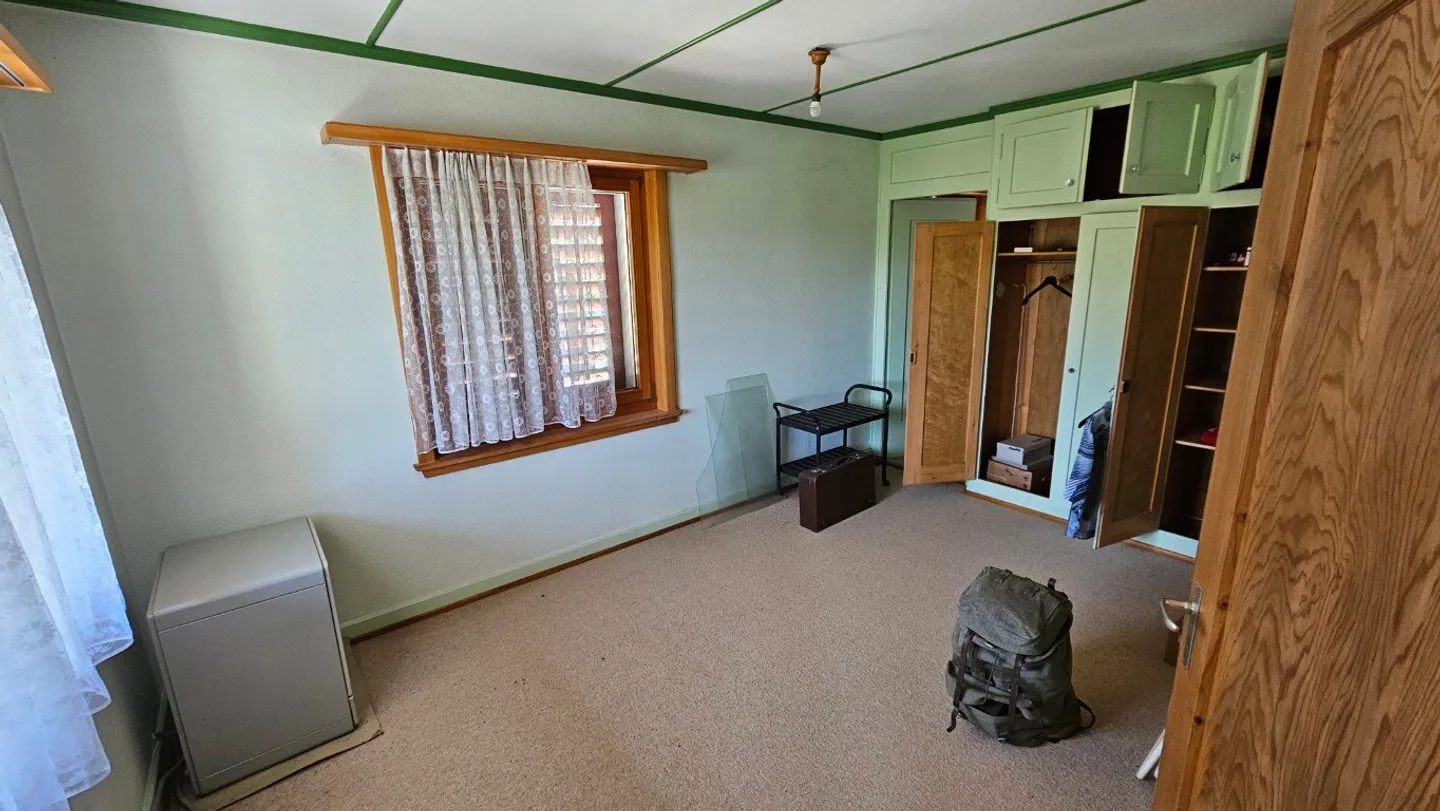 6½ Room Residential House with 2 Apartments - Photo 13 of 16