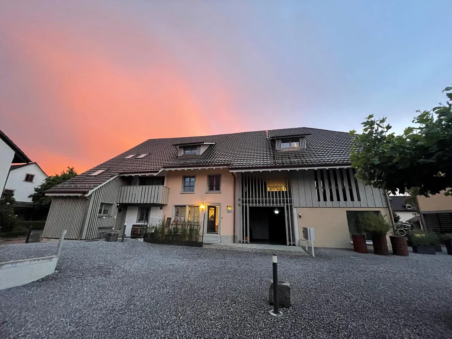 Modern single apartment in tax-efficient Wiesendangen - Photo 1 of 10